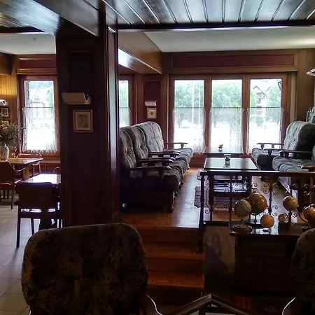 Delavall Hotel