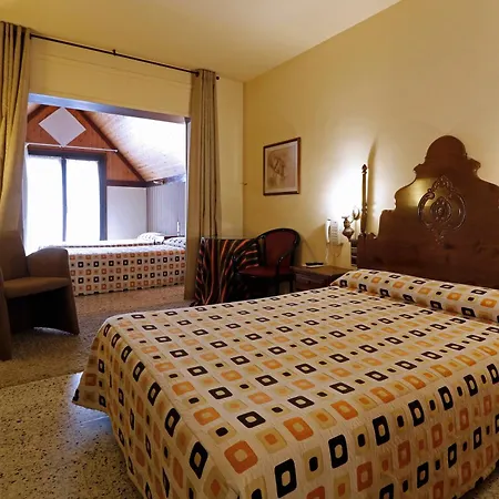 Hotell Delavall 2*